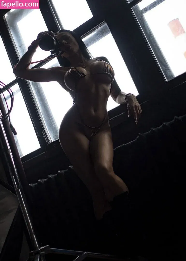 Hotelf / crazy_vamp Onlyfans Photo Gallery 