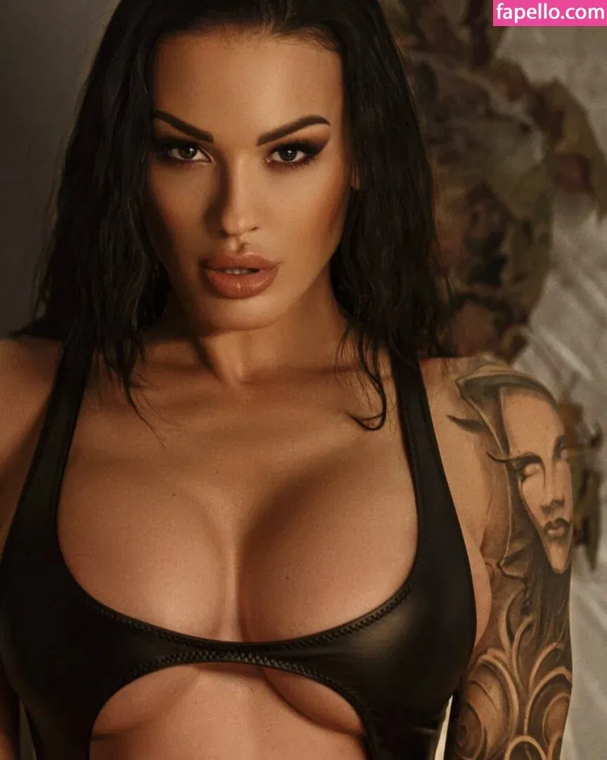 Hotelf / crazy_vamp Onlyfans Photo Gallery 