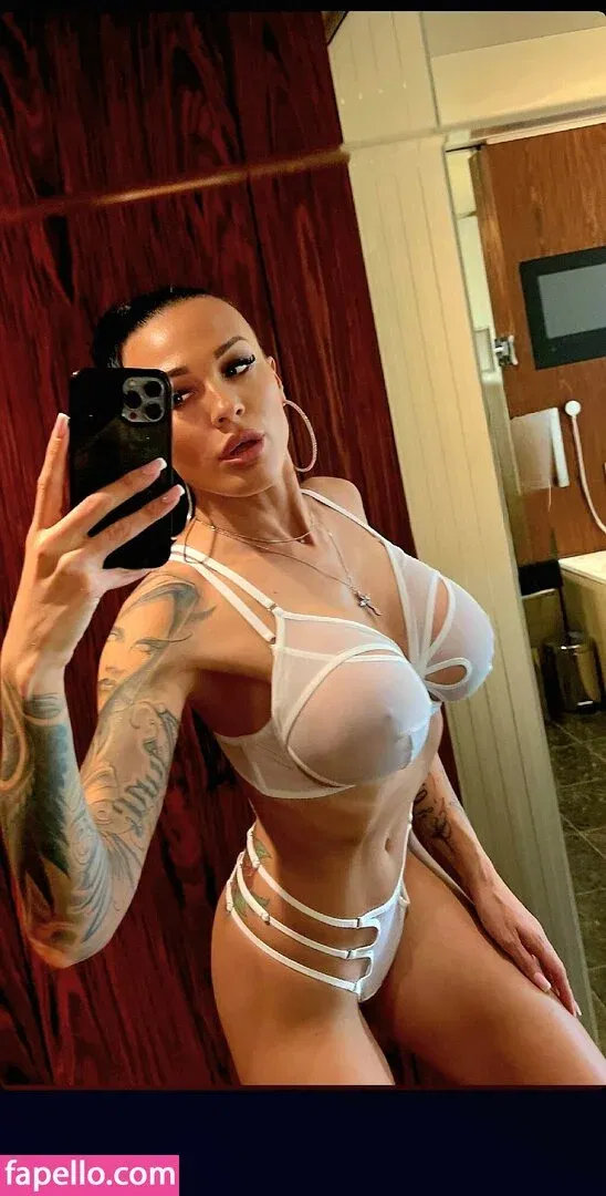 Hotelf / crazy_vamp Onlyfans Photo Gallery 