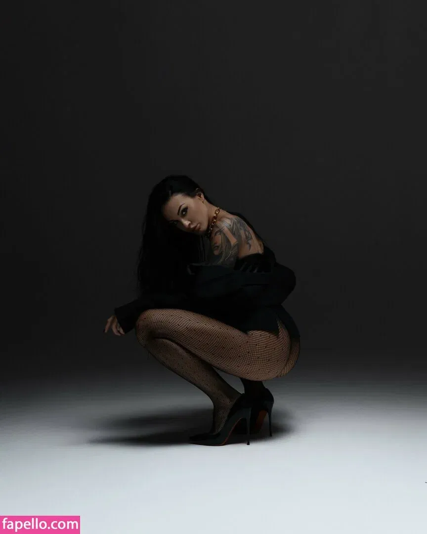 Hotelf / crazy_vamp Onlyfans Photo Gallery 