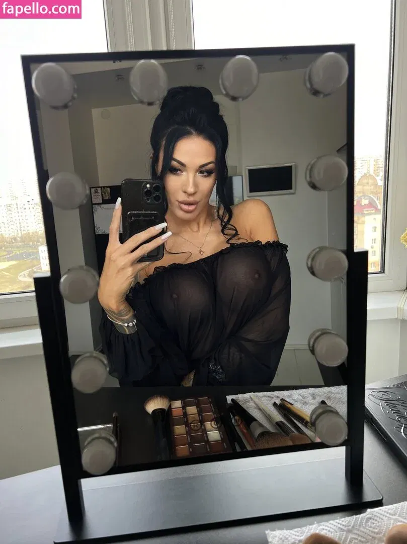 Hotelf / crazy_vamp Onlyfans Photo Gallery 