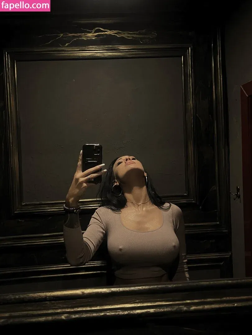 Hotelf / crazy_vamp Onlyfans Photo Gallery 