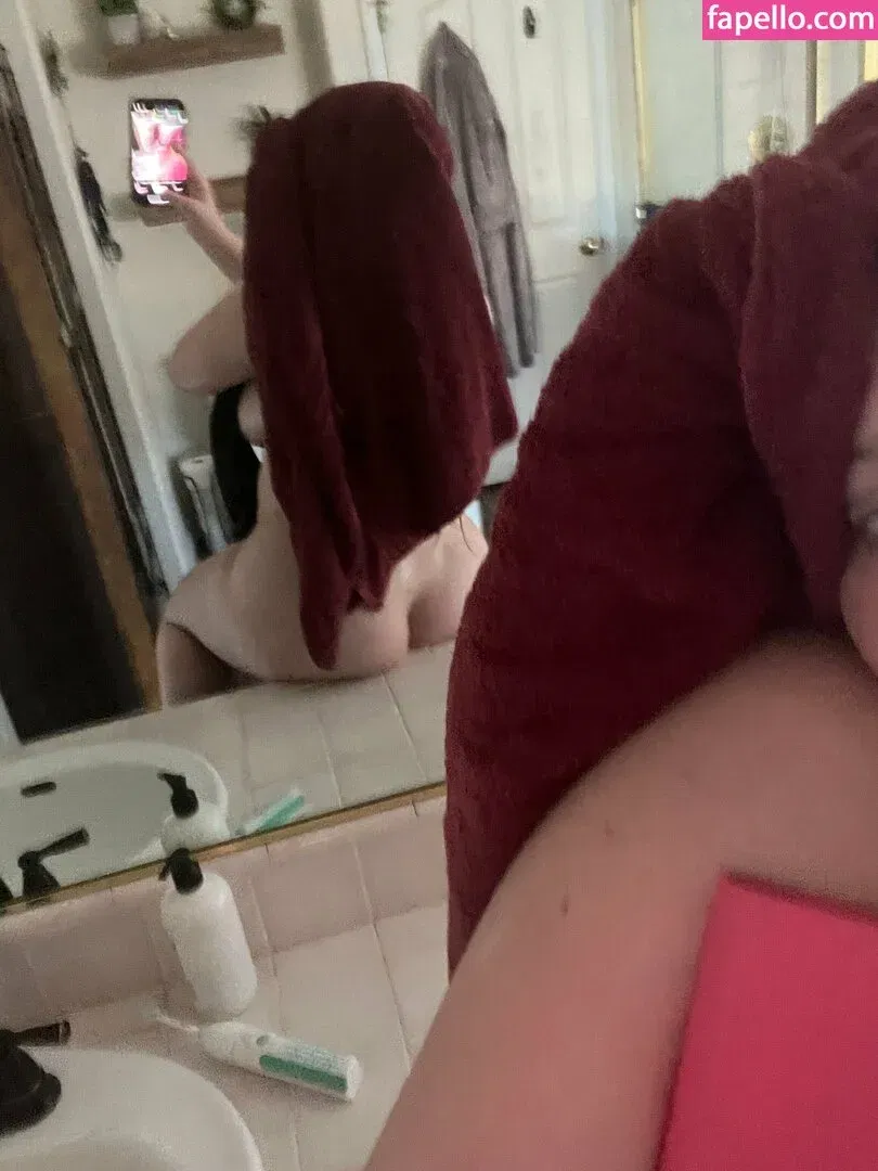 itsjenwarnes / yrbigboobgf Onlyfans Photo Gallery 