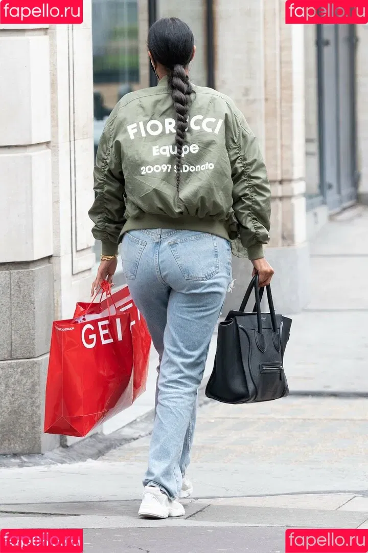 Maya Jama / mayajama Onlyfans Photo Gallery 