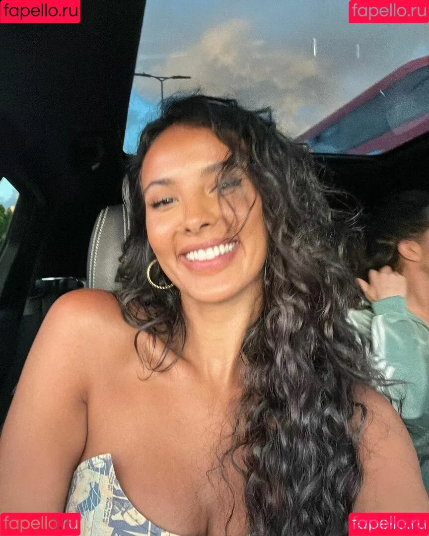 Maya Jama / mayajama Onlyfans Photo Gallery 