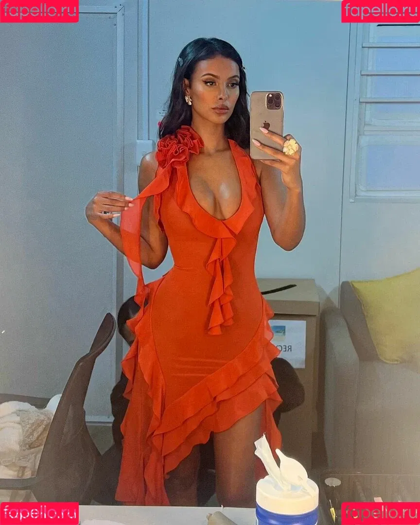 Maya Jama / mayajama Onlyfans Photo Gallery 
