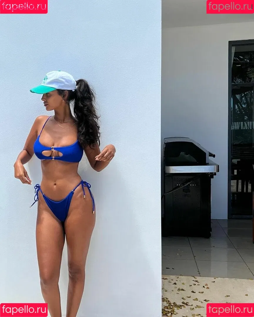 Maya Jama / mayajama Onlyfans Photo Gallery 