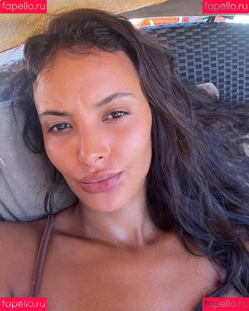Maya Jama / mayajama Onlyfans Photo Gallery 