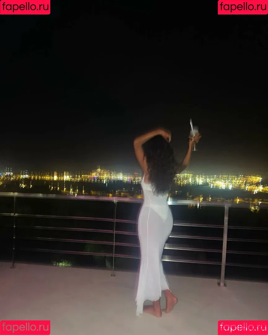 Maya Jama / mayajama Onlyfans Photo Gallery 