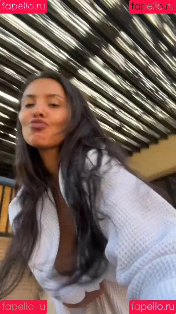 Maya Jama / mayajama Onlyfans Photo Gallery 