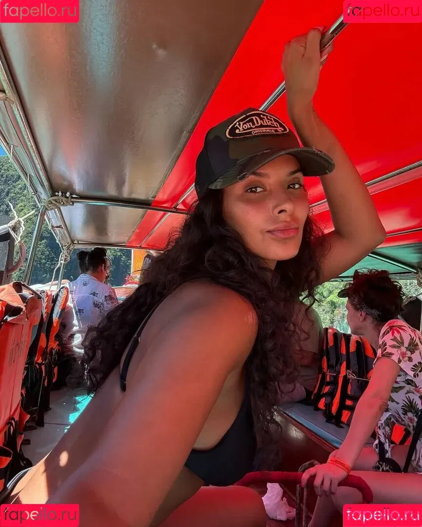 Maya Jama / mayajama Onlyfans Photo Gallery 