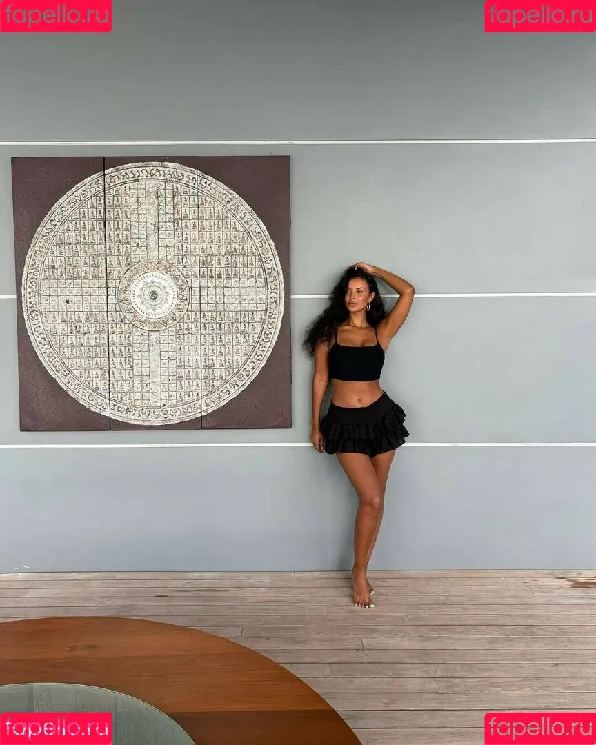 Maya Jama / mayajama Onlyfans Photo Gallery 