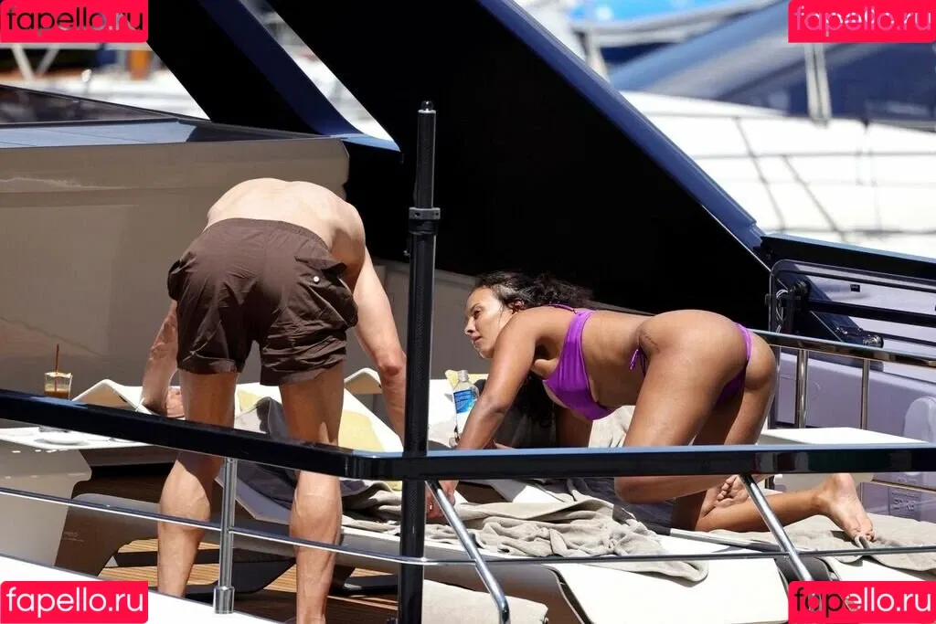 Maya Jama / mayajama Onlyfans Photo Gallery 