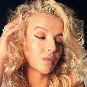 AliceStefanyy Onlyfans Photo Gallery 