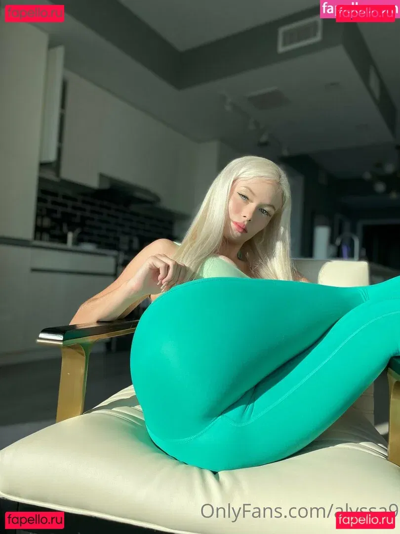 AliceStefanyy Onlyfans Photo Gallery 