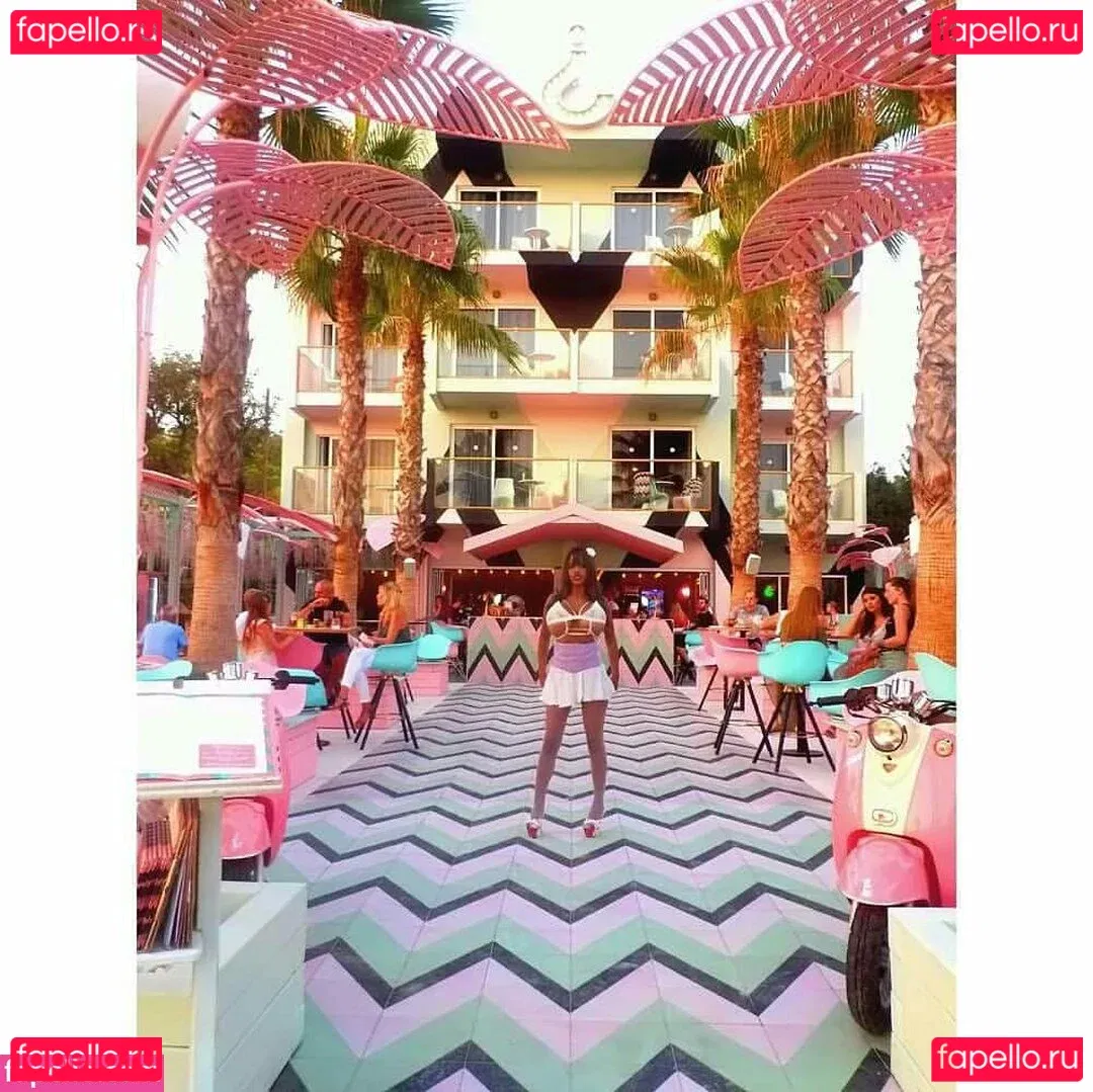 Atlanna Onlyfans Photo Gallery 