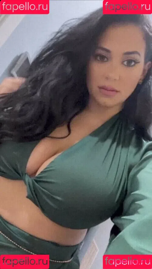 Carla Medrano / carlamedranoo Onlyfans Photo Gallery 