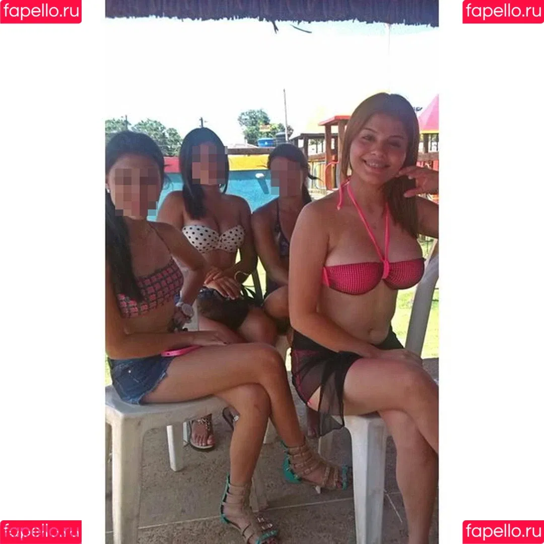 Maria Paola / Paola Contreras / mariaborjass / mariapcm_ Onlyfans Photo Gallery 