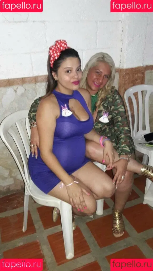Maria Paola / Paola Contreras / mariaborjass / mariapcm_ Onlyfans Photo Gallery 