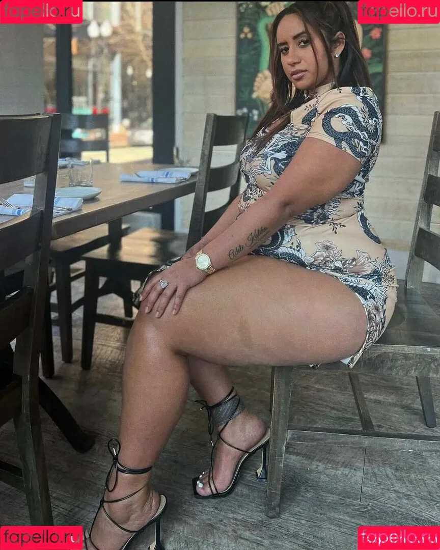 tianatee / tianatee808 Onlyfans Photo Gallery 