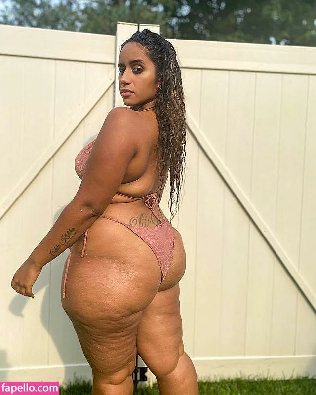 tianatee / tianatee808 Onlyfans Photo Gallery 