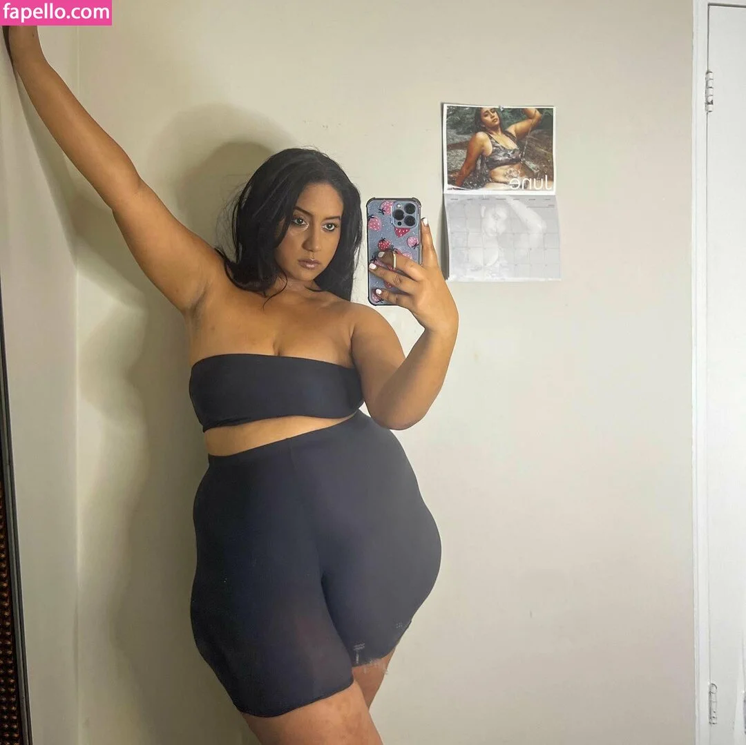 tianatee / tianatee808 Onlyfans Photo Gallery 