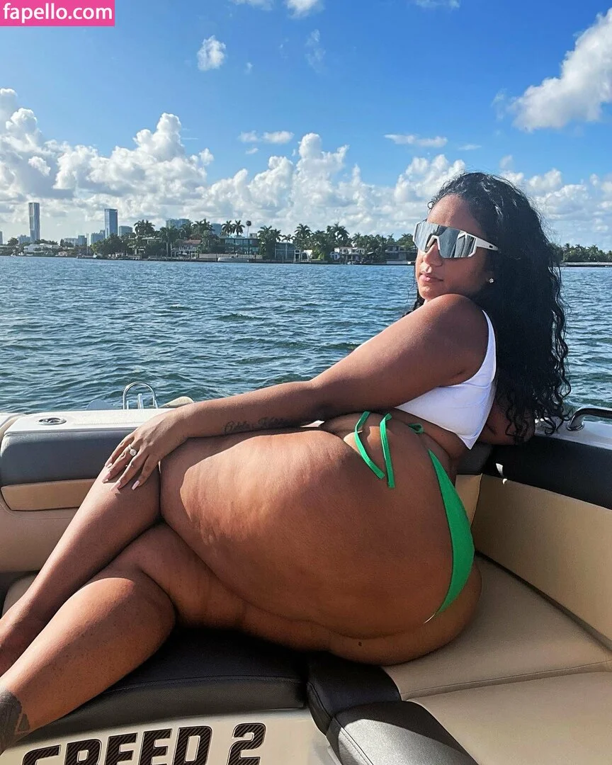 tianatee / tianatee808 Onlyfans Photo Gallery 