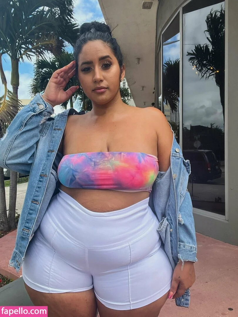 tianatee / tianatee808 Onlyfans Photo Gallery 