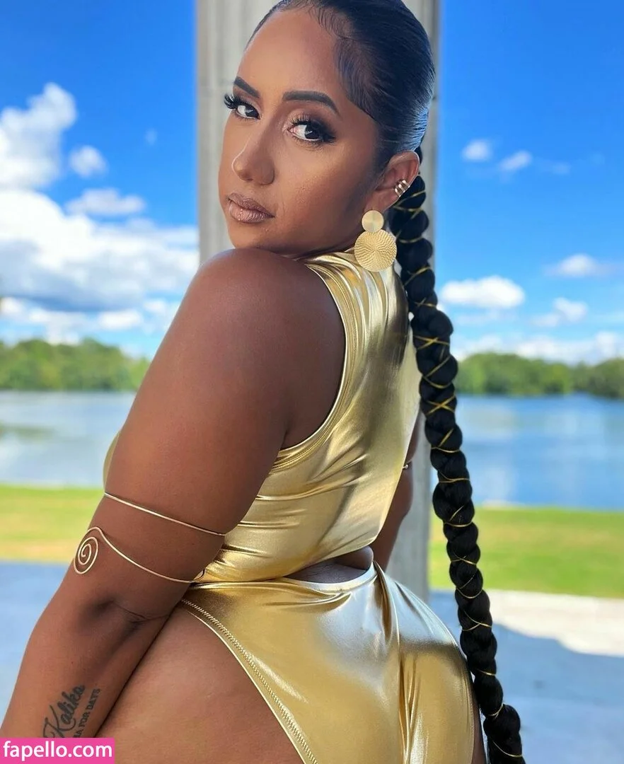 tianatee / tianatee808 Onlyfans Photo Gallery 