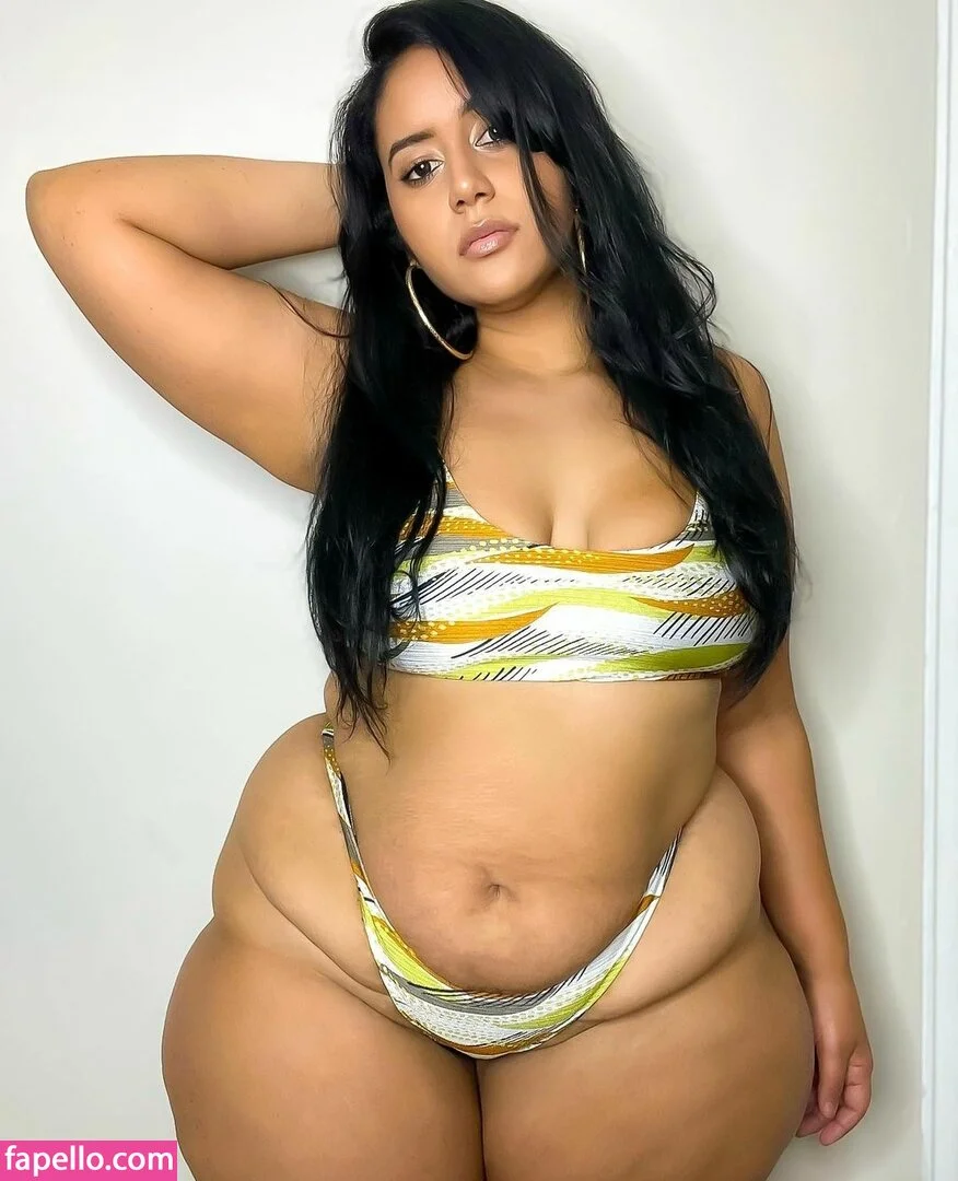 tianatee / tianatee808 Onlyfans Photo Gallery 