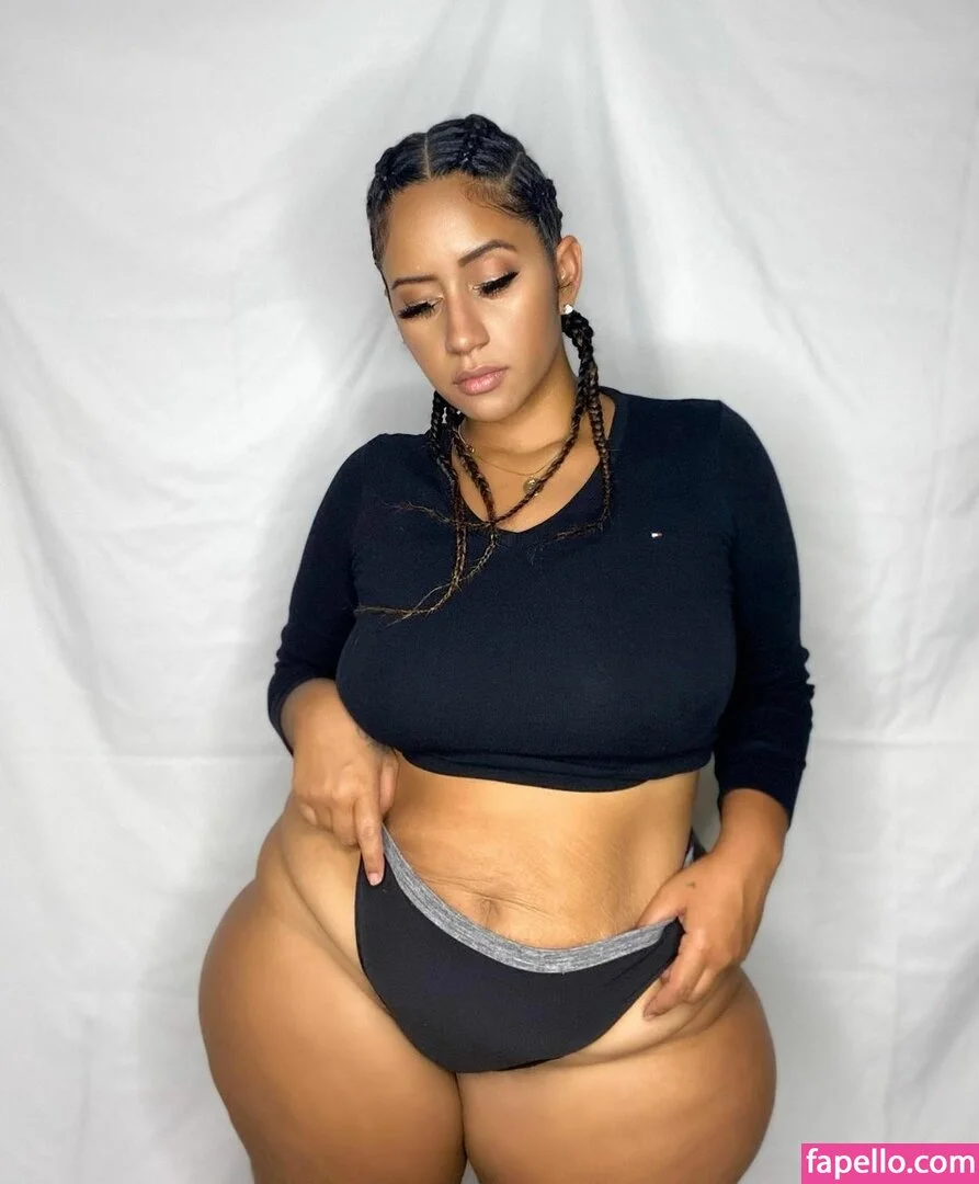 tianatee / tianatee808 Onlyfans Photo Gallery 