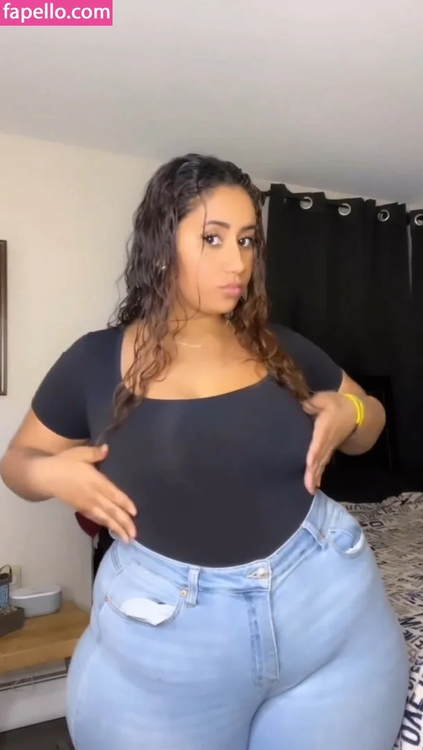 tianatee / tianatee808 Onlyfans Photo Gallery 