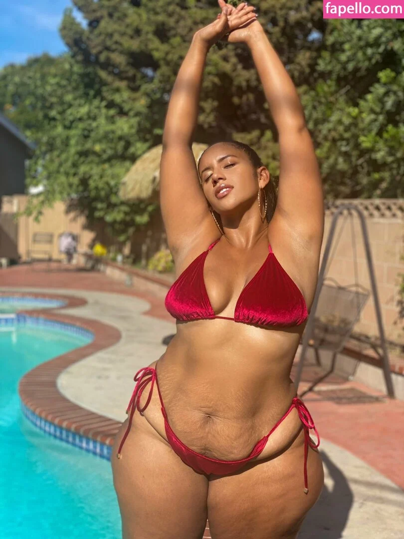 tianatee / tianatee808 Onlyfans Photo Gallery 