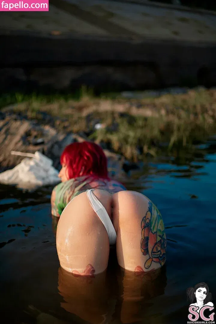 Helly_Rite / Hellyrite / hellia_sg Onlyfans Photo Gallery 