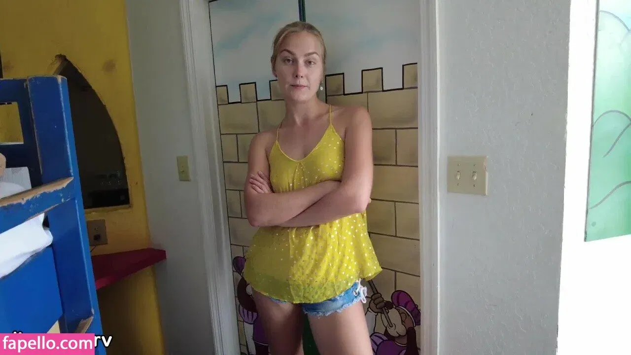 Vika_Model / hotgirldoingstuff / vika_modelxoxo Onlyfans Photo Gallery 