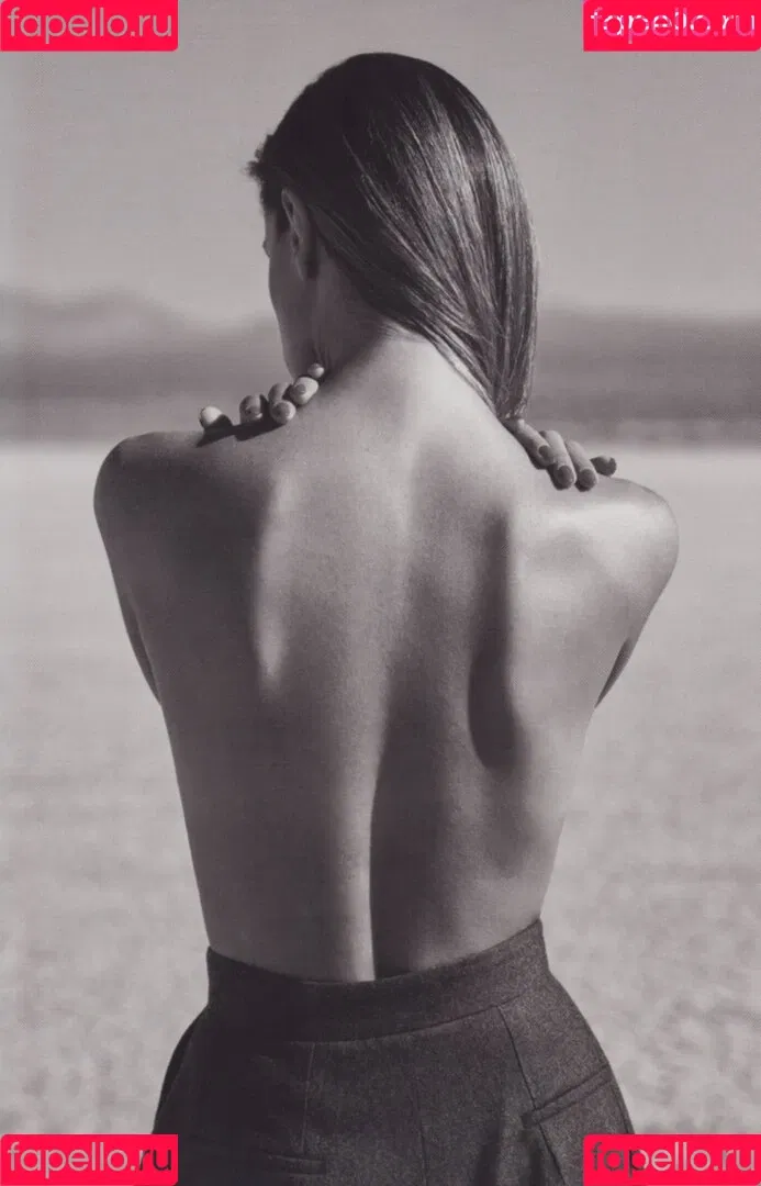 Alessandra Ambrosio / aleambrosio / alelovesanja / alessandraambrosio Onlyfans Photo Gallery 