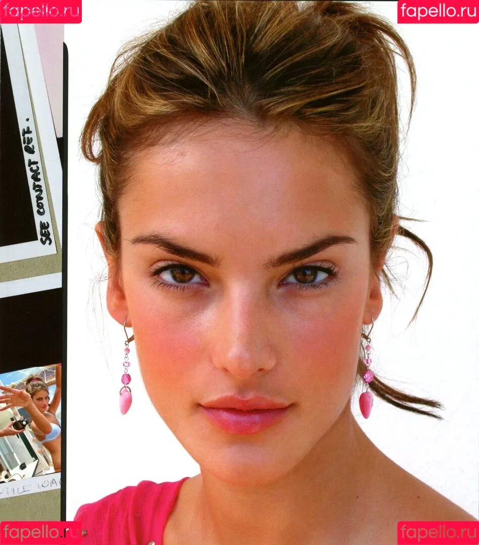 Alessandra Ambrosio / aleambrosio / alelovesanja / alessandraambrosio Onlyfans Photo Gallery 