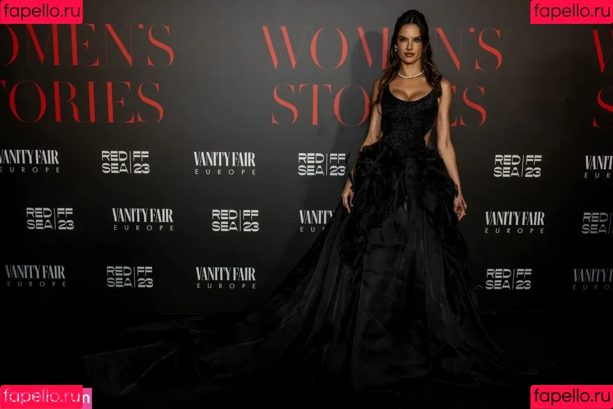 Alessandra Ambrosio / aleambrosio / alelovesanja / alessandraambrosio Onlyfans Photo Gallery 