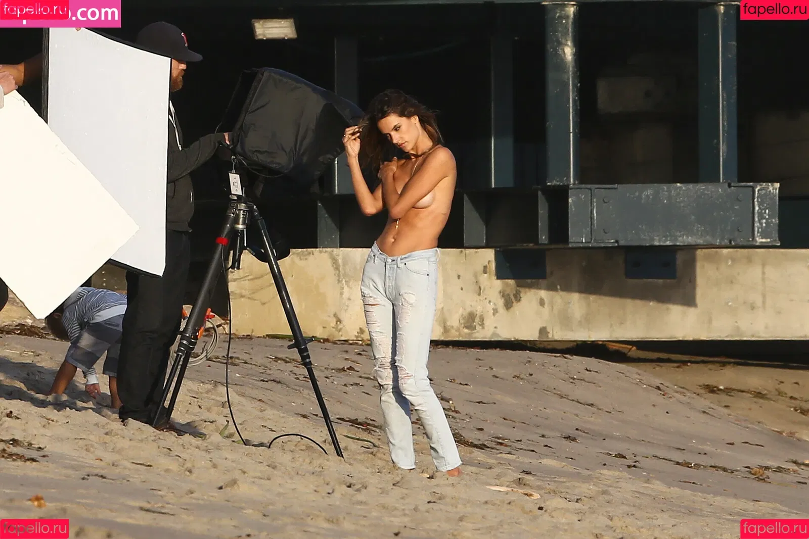 Alessandra Ambrosio / aleambrosio / alelovesanja / alessandraambrosio Onlyfans Photo Gallery 