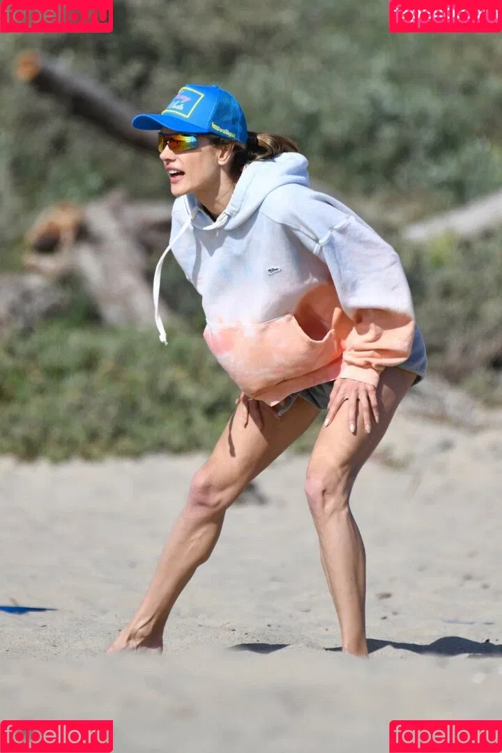 Alessandra Ambrosio / aleambrosio / alelovesanja / alessandraambrosio Onlyfans Photo Gallery 