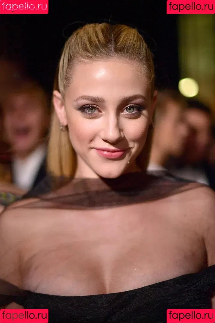 Lili Reinhart / Unpublished Photos / lilireinhart Onlyfans Photo Gallery 