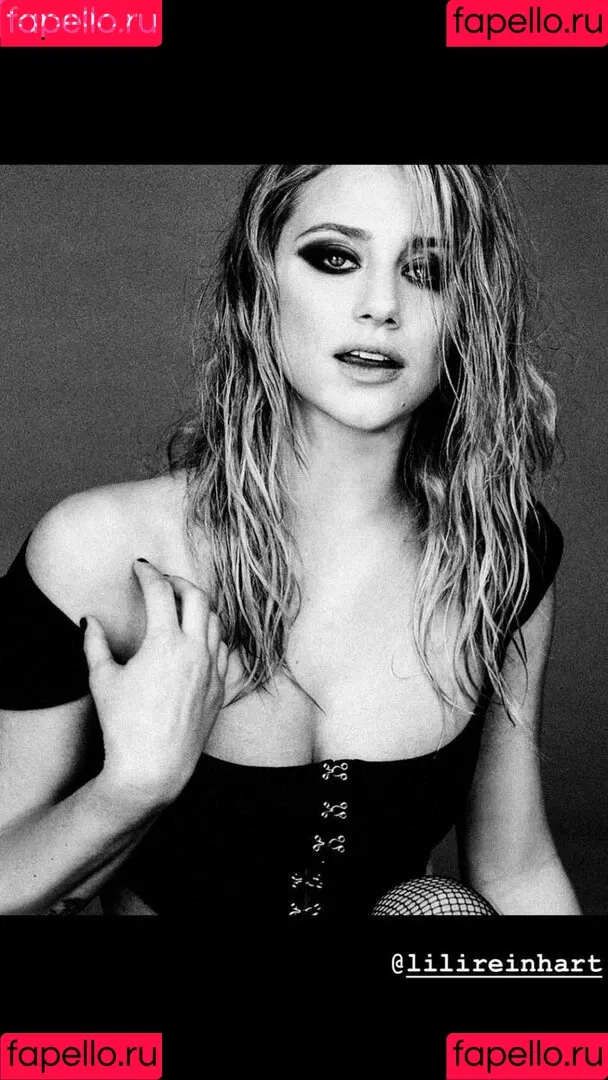 Lili Reinhart / Unpublished Photos / lilireinhart Onlyfans Photo Gallery 