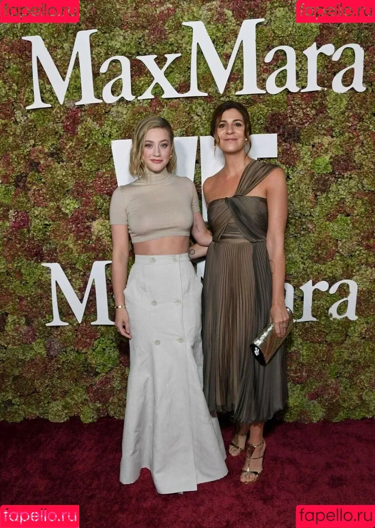 Lili Reinhart / Unpublished Photos / lilireinhart Onlyfans Photo Gallery 