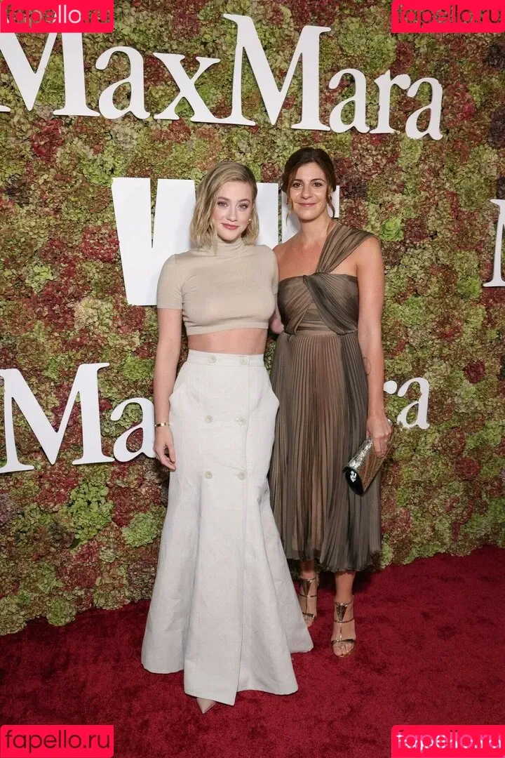 Lili Reinhart / Unpublished Photos / lilireinhart Onlyfans Photo Gallery 