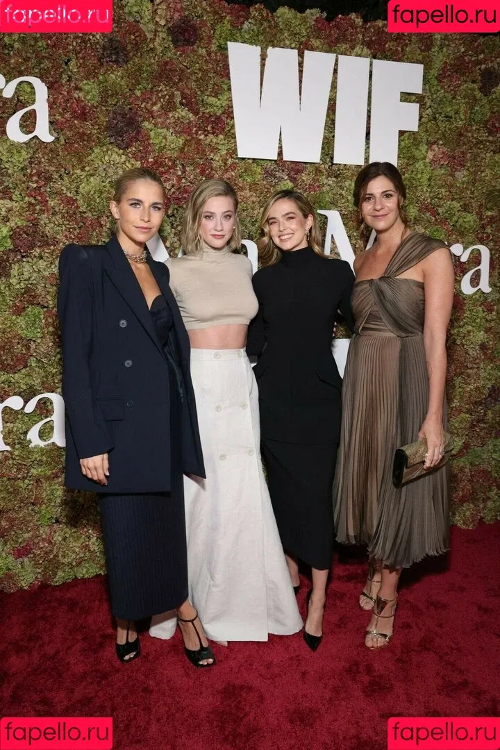 Lili Reinhart / Unpublished Photos / lilireinhart Onlyfans Photo Gallery 