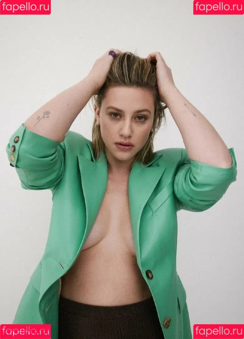 Lili Reinhart / Unpublished Photos / lilireinhart Onlyfans Photo Gallery 