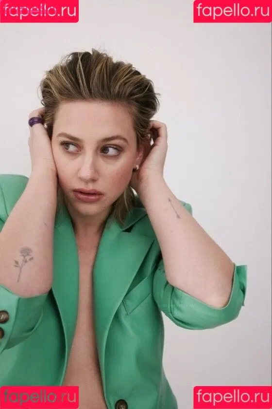Lili Reinhart / Unpublished Photos / lilireinhart Onlyfans Photo Gallery 
