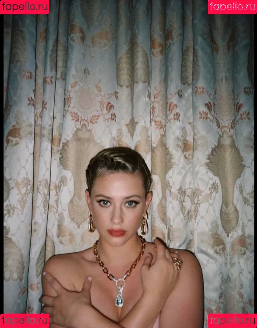 Lili Reinhart / Unpublished Photos / lilireinhart Onlyfans Photo Gallery 