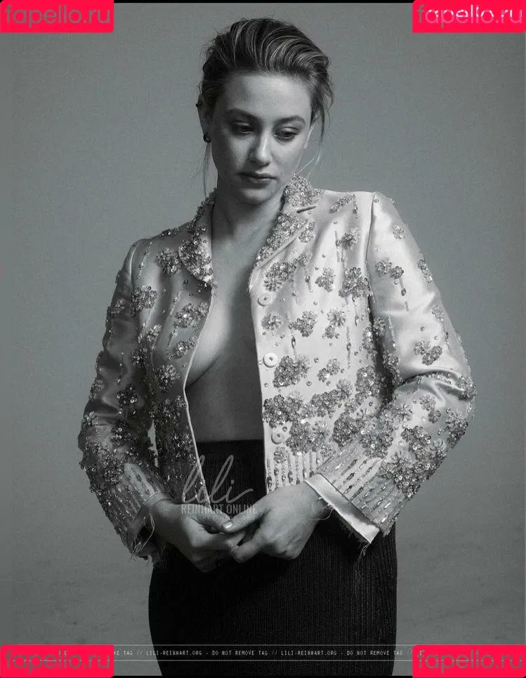 Lili Reinhart / Unpublished Photos / lilireinhart Onlyfans Photo Gallery 