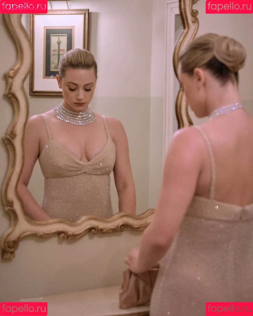 Lili Reinhart / Unpublished Photos / lilireinhart Onlyfans Photo Gallery 